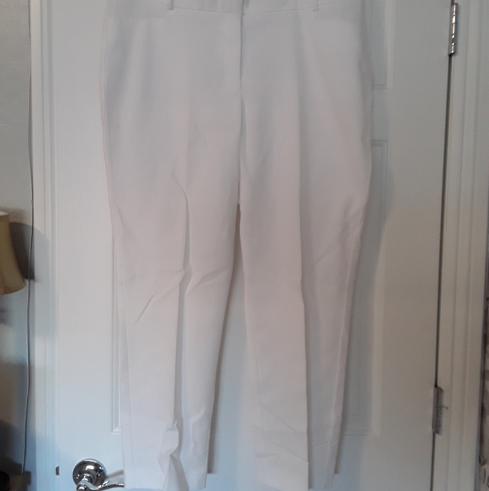 Dana Buchman trousers